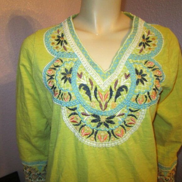 Soft Surroundings SUNRISE Embroidered Size M BLOUSE Tunic Top 3/4 SLEEVES V-Neck - Picture 2 of 9